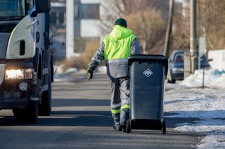 Жителей Ставрополья предупредили об ответственности за неоплату вывоза мусора