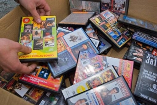 В Пятигорске изъяли свыше 8 тысяч дисков-контрафактов