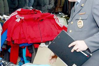 В Пятигорске изъяли крупную партию контрафактной одежды