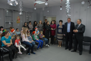 Глава Пятигорска поздравил маленьких пациентов детской больницы с Новым годом