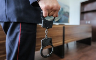 Завуч одной из школ Ставрополя ответит в суде за нападение на полицейского