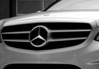 Пятигорские приставы отобрали за долги Mercedes