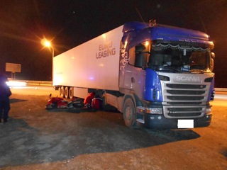 Мотоциклист-нарушитель погиб при столкновении с грузовой фурой на Ставрополье