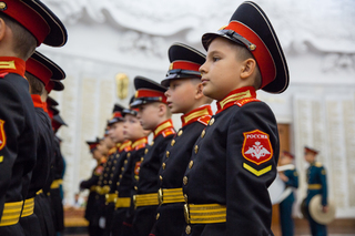 В Ставрополе за взятки задержали начальника кадетского училища