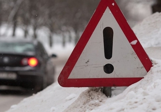 В одном из районов Ставрополья временно перекрыто движение из-за снегопада