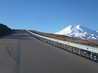 Дорогу из Кисловодска до Эльбруса закрыли до весны