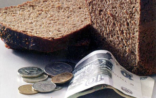 Минсельхоз предупредил о возможном повышении цен на хлеб в 2016 году
