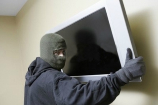 На Ставрополье задержан серийный похититель икон и бытовой техники