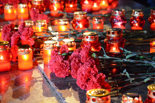 Жители Ставрополья зажгли сотни свечей в память о героях войны