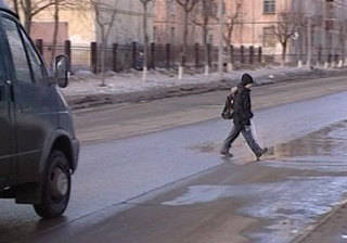 За сутки на дорогах Ставрополья сбили двух школьников