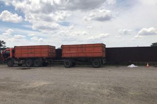 На Ставрополье во время ремонта водитель погиб под колесами собственного КамАЗа