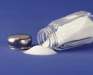 Роспотребнадзор рекомендует изъять из продажи украинскую и белорусскую соль