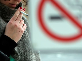 Жители Невинномысска смогут пожаловаться на курильщиков по «горячей линии»
