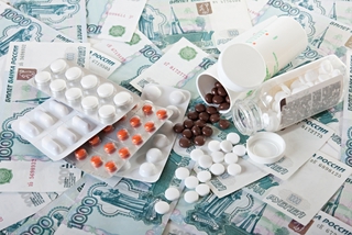 ФАС убедила продавцов лекарств снизить цены на дорогие препараты