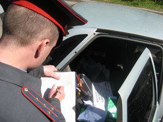 Ставропольские инспекторы ДПС обнаружили пакет с марихуаной в остановленном автомобиле