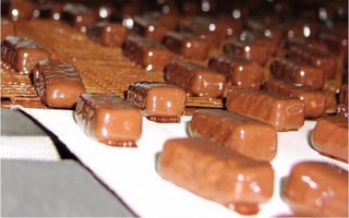 В Ставрополе опечатали цех, производивший опасные конфеты
