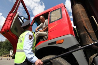 Ставропольская Госавтоинспекция занялась проверкой грузового транспорта