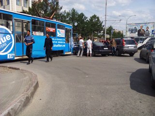 В Пятигорске из-за столкновения трех машин простаивали трамваи