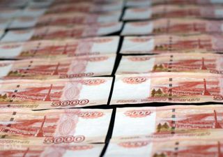 Судебный пристав в Кисловодске попался на взятке в 300 тысяч рублей