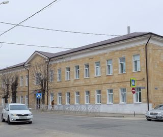 В Ставрополе переименовали среднюю школу имени Ильи Сургучева