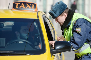 ГИБДД Ставрополья за четыре дня выявила более 100 нелегальных таксистов