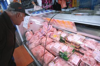 ФАС возбудила дела из-за роста цен на курицу на Ставрополье, в Крыму и Приморском крае