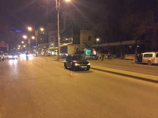 В Пятигорске девушка попала под колеса, перебегая дорогу вне "зебры"