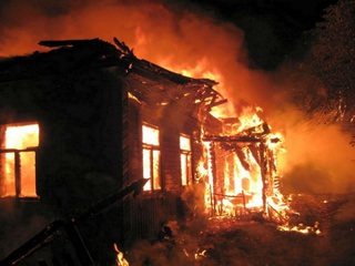Двое жителей Ставрополья погибли при пожаре из-за пьянства