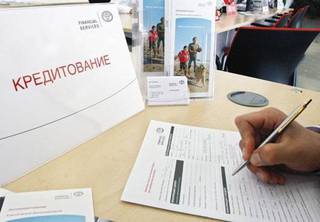 Сотрудница ставропольского банка обманом оформила кредиты на 1 млн рублей
