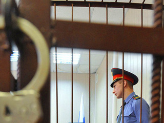 Двое экс-полицейских из Ставрополья получили срок за надругательство над задержанной