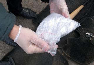 В автомобиле жителя Ставрополья нашли килограмм марихуаны