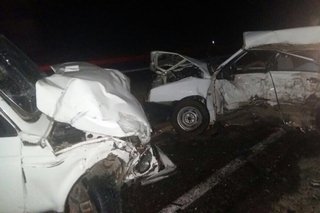 В Минераловодском округе при столкновении автомобилей погибли два человека