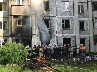 В Железноводске при пожаре в многоэтажке пострадали 13 человек