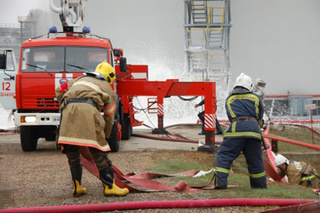 Пожар на химзаводе в Буденновске: есть пострадавшие