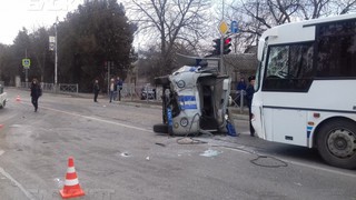 В Кисловодске в ДТП с полицейским УАЗом пострадали семь человек