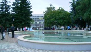 В Пятигорске внепланово ремонтируют центральный светомузыкальный фонтан