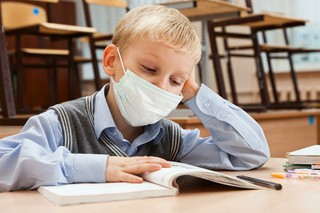 На Ставрополье из-за сезонного гриппа в нескольких школах и детсадах ввели карантин