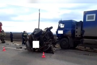 На Ставрополье водитель УАЗа погиб при столкновении со спецтехникой