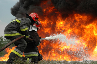 На одной из АЗС Ставрополья загорелась цистерна с газом