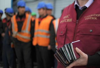 В Минводах строительную фирму закрыли из-за нелегальных мигрантов