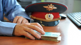 На Ставрополье полковника полиции подозревают во взяточничестве и организации борделя