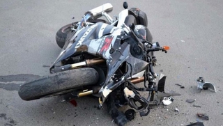 В Ессентуках полицейский насмерть сбил 25-летнего байкера