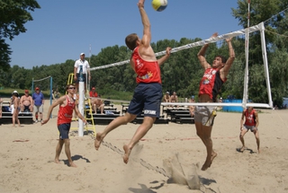 Пятигорчане выиграли Кубок края по пляжному волейболу среди мужчин
