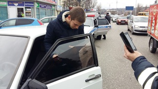 В Пятигорске 48 водителей заставили избавиться от тонировки на стеклах автомобилей