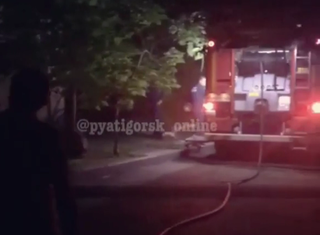 В Пятигорске пожарные спасли из горящей квартиры пьяного хозяина