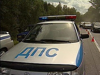 На Ставрополье нетрезвый водитель столкнулся с патрульной машиной, пытаясь уйти от преследования