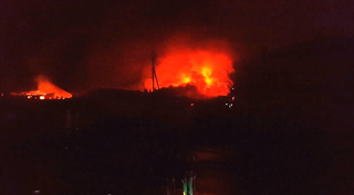 Пожар на "Верхнем рынке" в Пятигорске тушили 12 часов