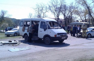 В Зеленокумске в аварии с маршруткой пострадали три человека
