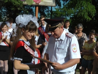 На Ставрополье наградили отважную старшеклассницу