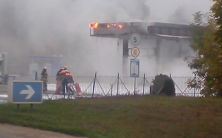 В Ессентуках горела автозаправка "Газпром"